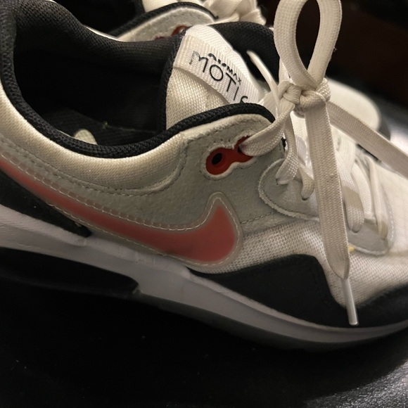 Unisex Nike Air Max Motif GS Trainer DV3034 001 White/Grey Size US 3.5 - Picture 6 of 9